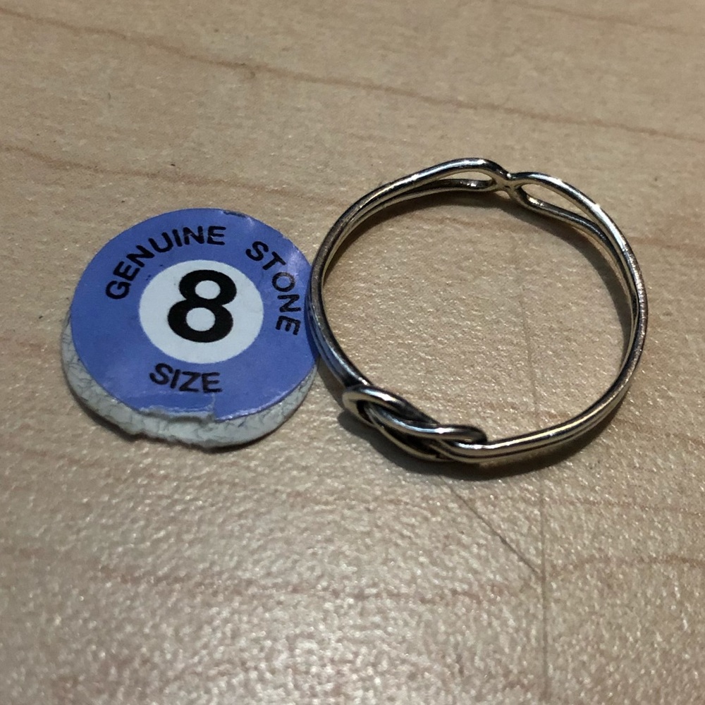 sterling silver knot ring (size 8) - Picture 5 of 8